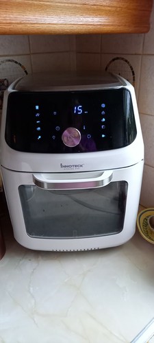 Hardly used innotec air fryer - hardly,